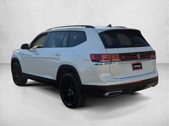 2026 Volkswagen Atlas SE with Technology