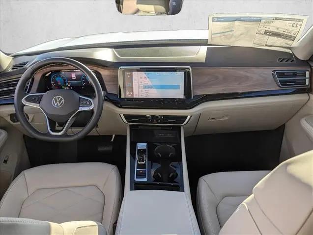 2026 Volkswagen Atlas SE with Technology