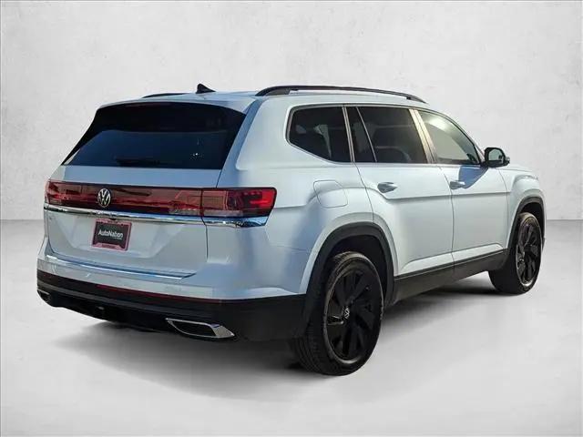 2026 Volkswagen Atlas SE with Technology