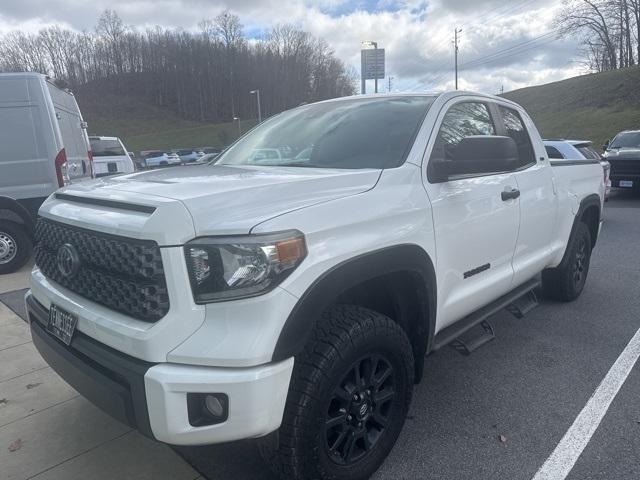 2019 Toyota Tundra SR5 5.7L V8 2019 Toyota Tundra SR5 5.7L V8