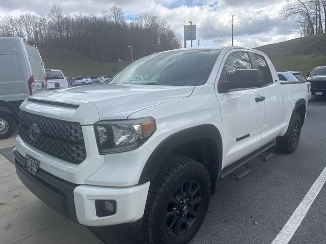 2019 Toyota Tundra SR5 5.7L V8 2019 Toyota Tundra SR5 5.7L V8