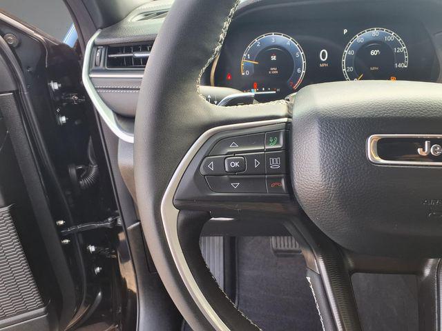 2025 Jeep Grand Cherokee Laredo X 4x2