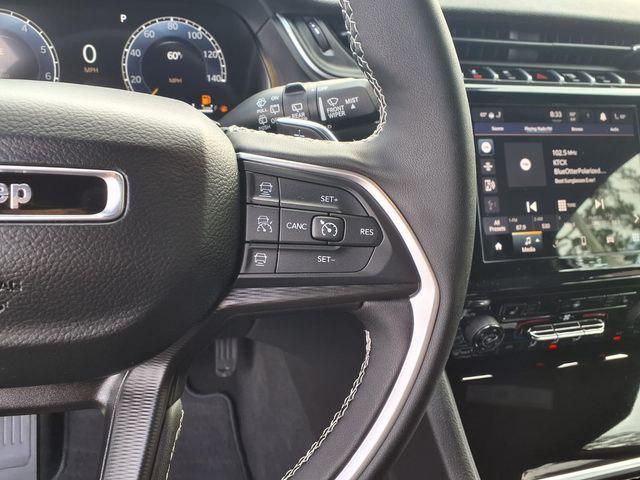 2025 Jeep Grand Cherokee Laredo X 4x2