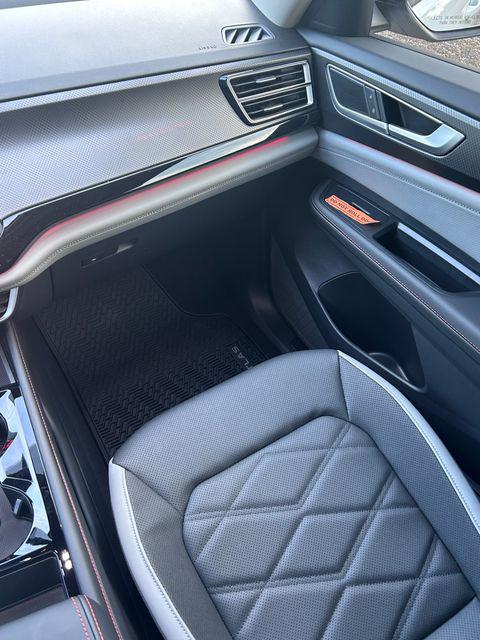 2026 Volkswagen Atlas Peak Edition