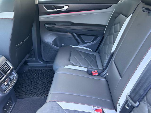 2026 Volkswagen Atlas Peak Edition