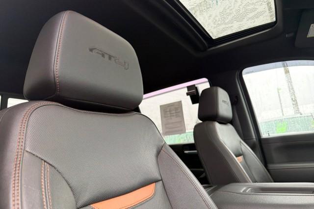 2022 GMC Sierra 2500HD 4WD Crew Cab Standard Bed AT4