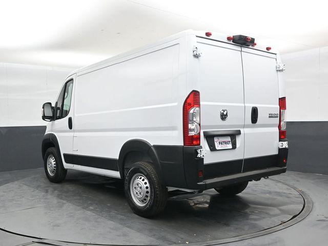 2026 Ram ProMaster Cargo Van Tradesman Low Roof 118" WB w/Pass Seat