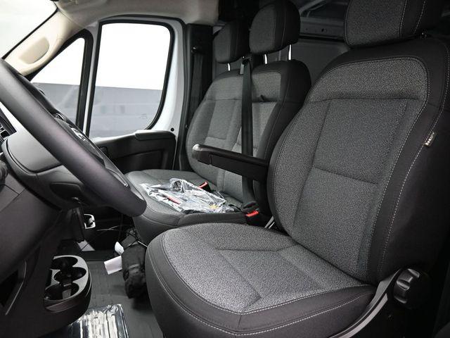 2026 Ram ProMaster Cargo Van Tradesman Low Roof 118" WB w/Pass Seat