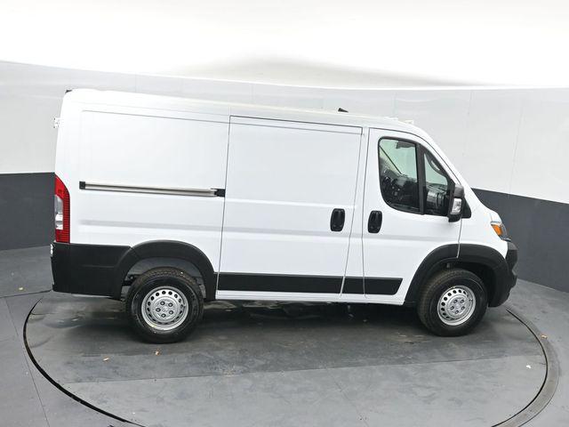 2026 Ram ProMaster Cargo Van Tradesman Low Roof 118" WB w/Pass Seat