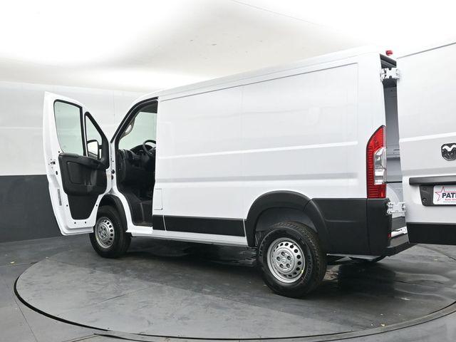 2026 Ram ProMaster Cargo Van Tradesman Low Roof 118" WB w/Pass Seat