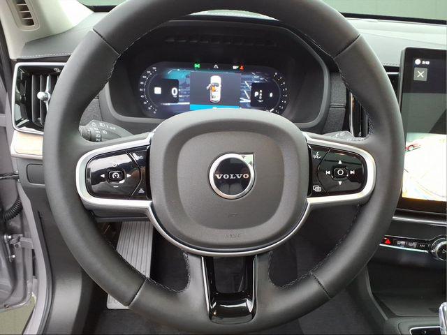 2026 Volvo XC90 Core, B6 AWD Gas (mild hybrid), Gasoline, Bright, 7 Seats