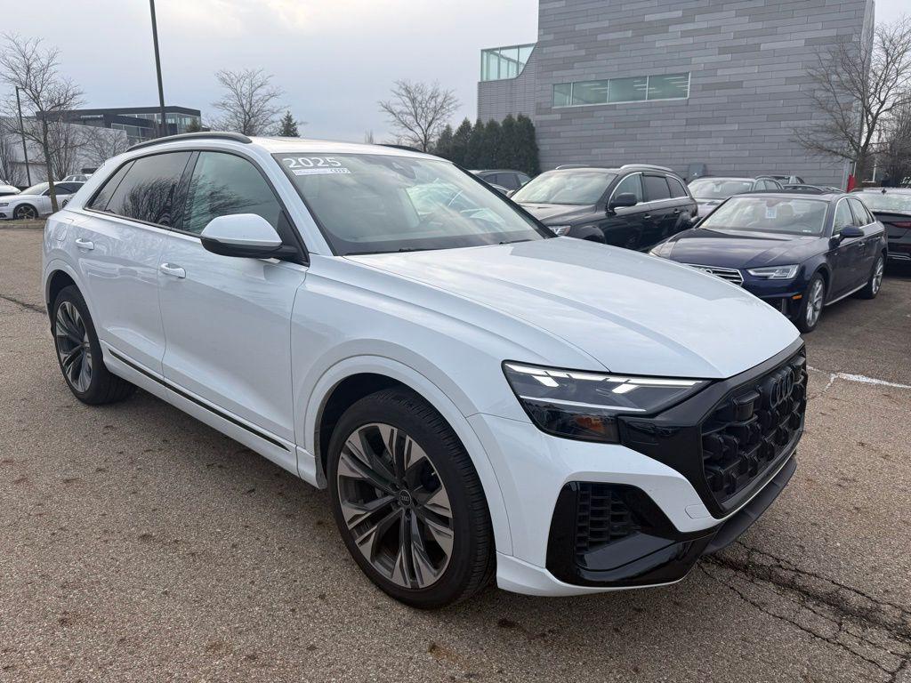 /2025 Audi Q8