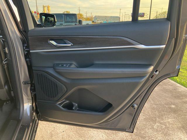 2025 Jeep Grand Cherokee L Limited 4x4