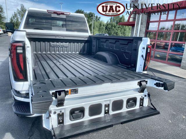 2026 GMC Sierra 2500HD Crew Cab, Standard Bed, AT4, 4WD