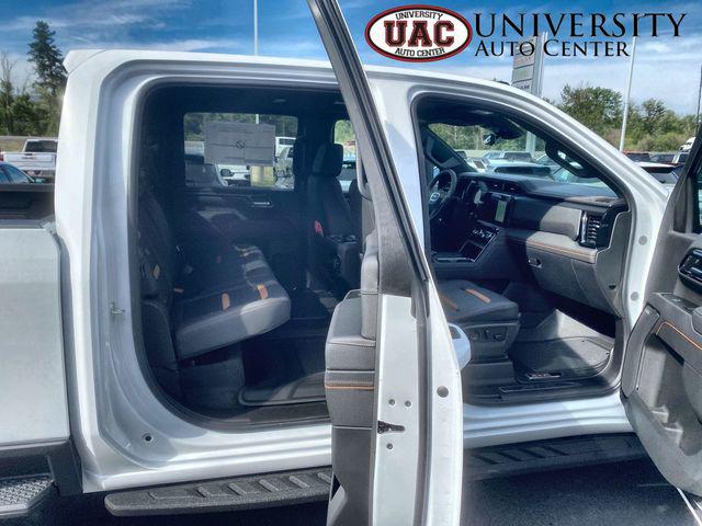 2026 GMC Sierra 2500HD Crew Cab, Standard Bed, AT4, 4WD