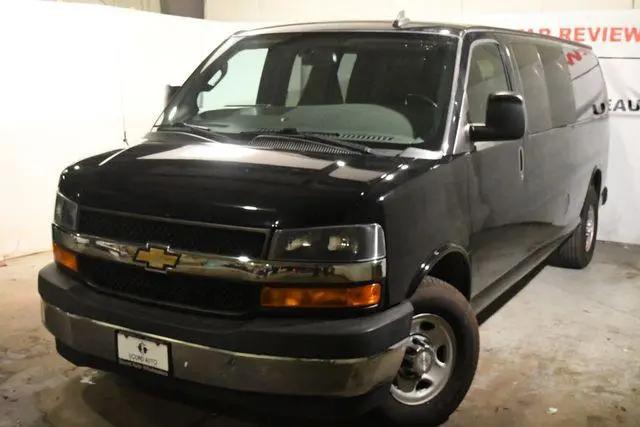 2017 Chevrolet Express LT for sale in Branford, CT