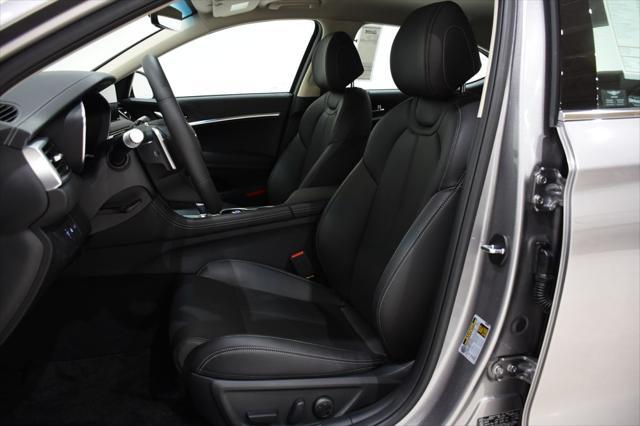 2026 Genesis G70 2.5T RWD