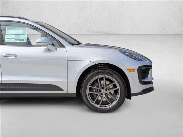 2026 Porsche Macan AWD
