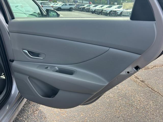 2025 Hyundai Elantra Hybrid SEL Sport