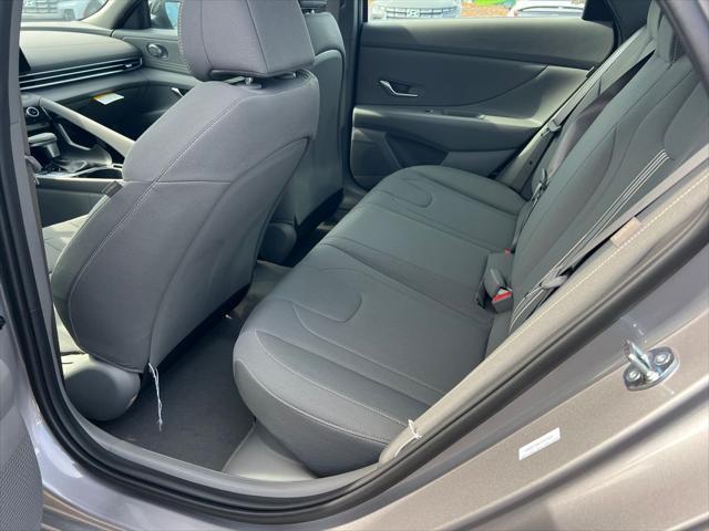 2025 Hyundai Elantra Hybrid SEL Sport