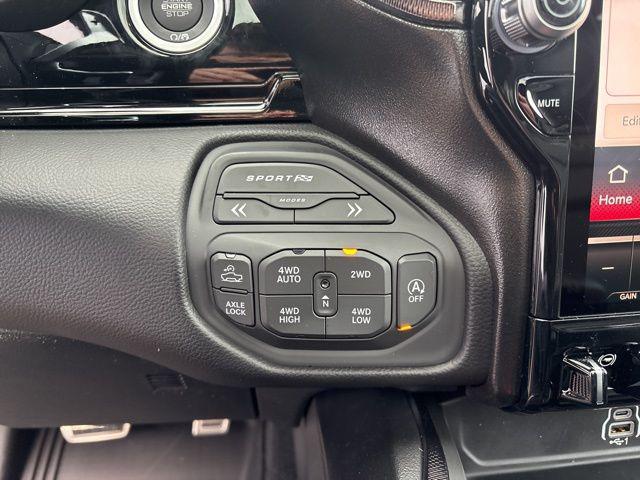 2026 Ram 1500 Rebel Crew Cab 4x4 5'7" Box