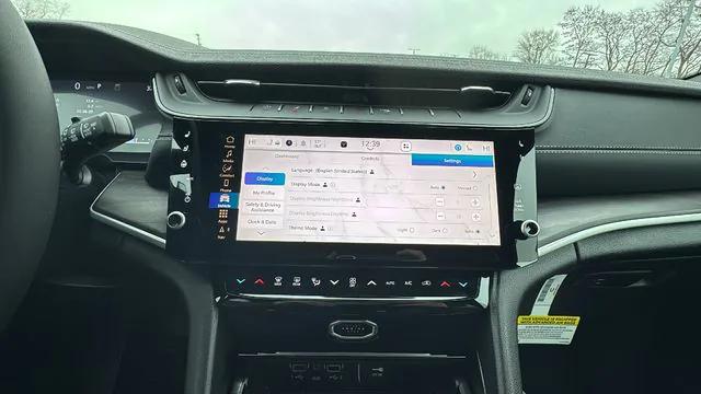 2026 Jeep Grand Cherokee Limited Reserve