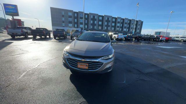2024 Chevrolet Malibu FWD 2LT