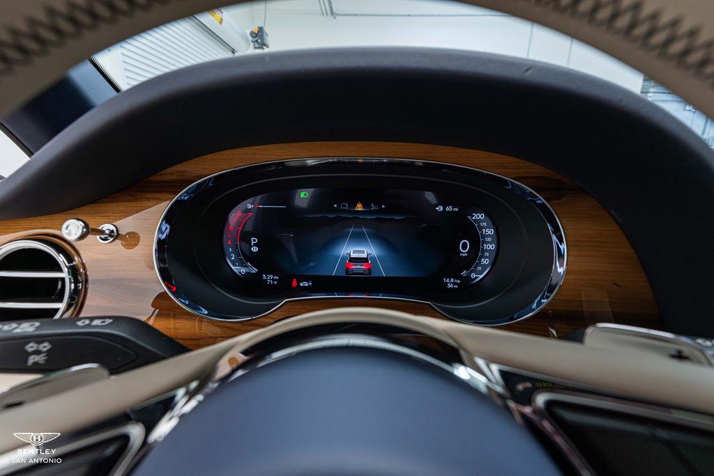 2025 Bentley Bentayga - Photo 48