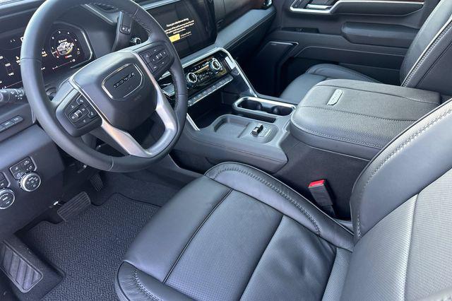 2026 GMC Sierra 2500HD Crew Cab, Standard Bed, Denali, 4WD