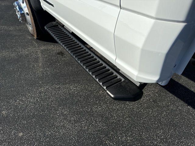 2024 Ford F-550 XLT