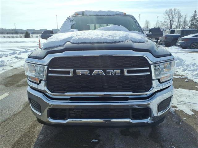 2020 RAM 2500 Tradesman Crew Cab 4X4 64 Box 2020 RAM 2500 Tradesman Crew Cab 4X4 64 Box