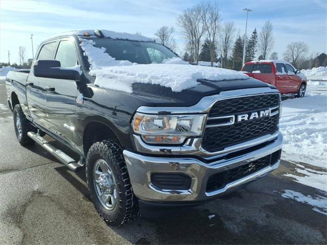 2020 RAM 2500 Tradesman Crew Cab 4X4 64 Box 2020 RAM 2500 Tradesman Crew Cab 4X4 64 Box