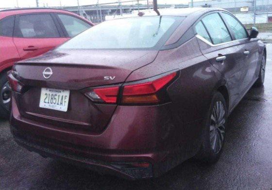 2024 Nissan Altima SV FWD