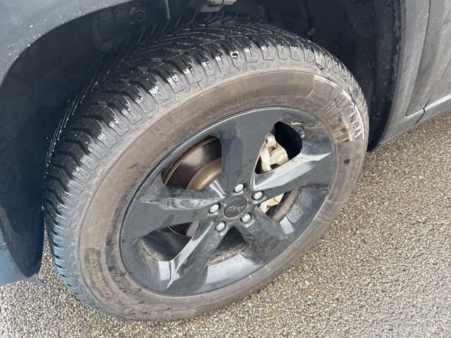 2023 Jeep Grand Cherokee Altitude 4x4 2023 Jeep Grand Cherokee Altitude 4x4