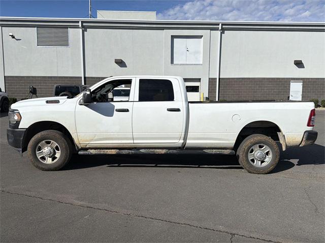 2023 RAM 2500 Tradesman Crew Cab 4x4 8 Box 2023 RAM 2500 Tradesman Crew Cab 4x4 8 Box