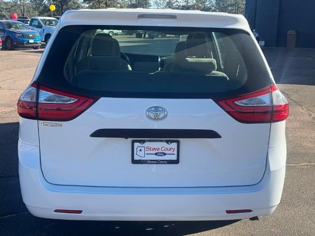2017 Toyota Sienna L 7 Passenger