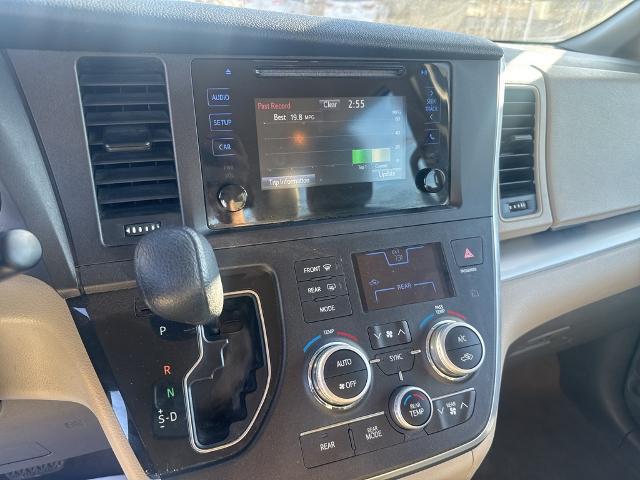 2017 Toyota Sienna L 7 Passenger