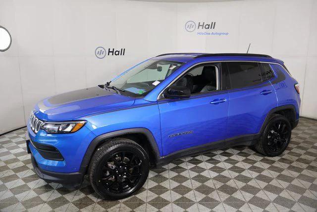 2022 Jeep Compass Latitude Lux 4x4 2022 Jeep Compass Latitude Lux 4x4