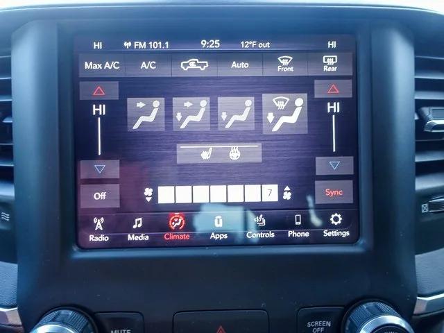 2020 RAM 1500 Big Horn Crew Cab 4x4 57 Box