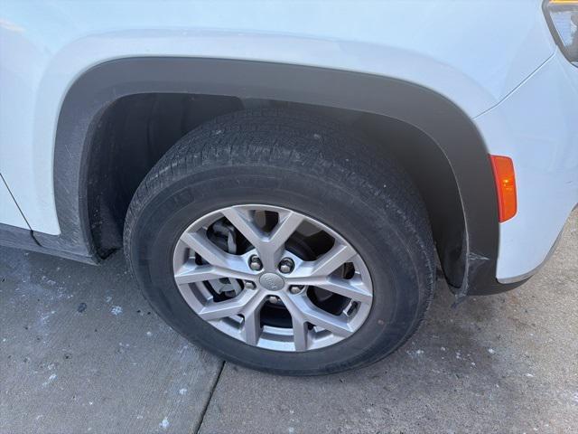 2021 Jeep Grand Cherokee L Limited 4x4 2021 Jeep Grand Cherokee L Limited 4x4