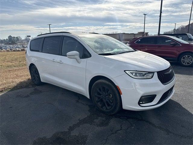 2021 Chrysler Pacifica Touring