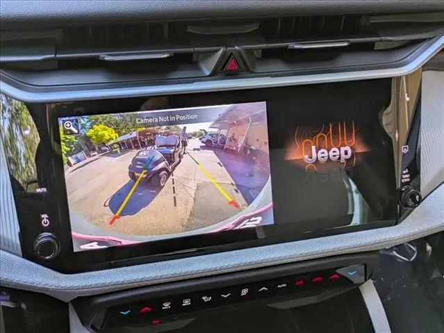 2026 Jeep Cherokee Laredo 4x4