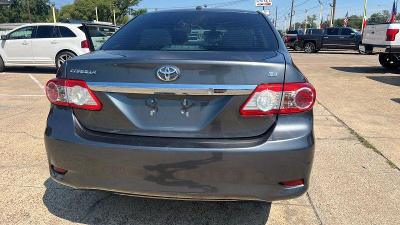 2011 Toyota Corolla LE