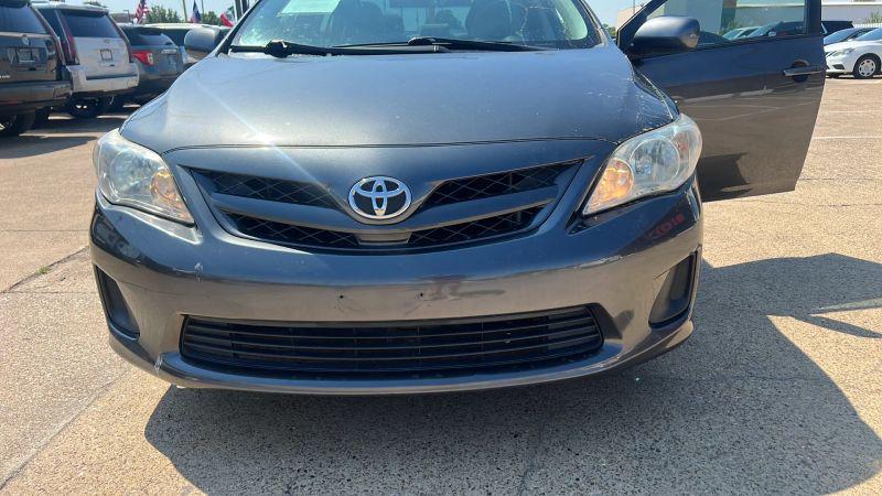 2011 Toyota Corolla LE