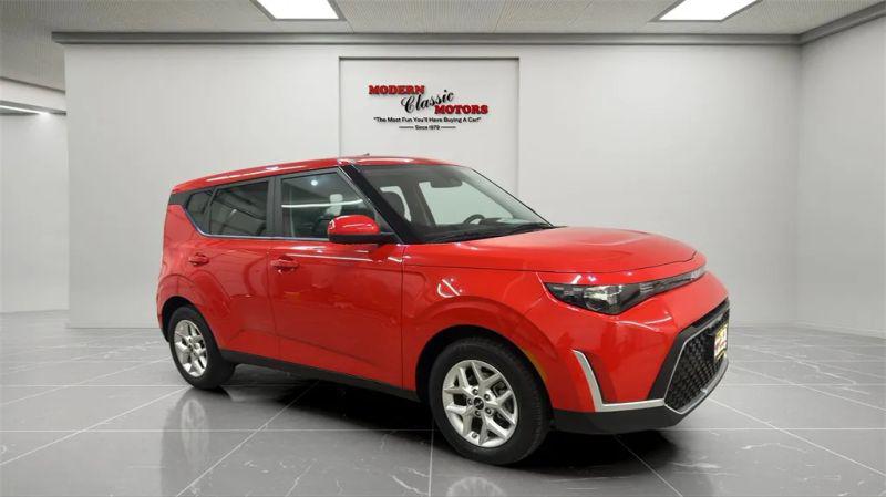2024 Kia Soul LX