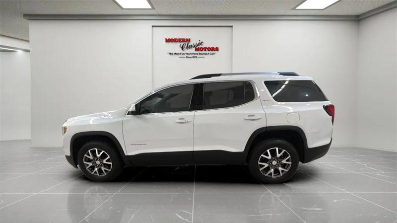 2023 GMC Acadia AWD SLT