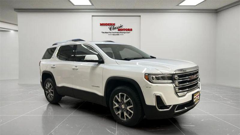 2023 GMC Acadia AWD SLT