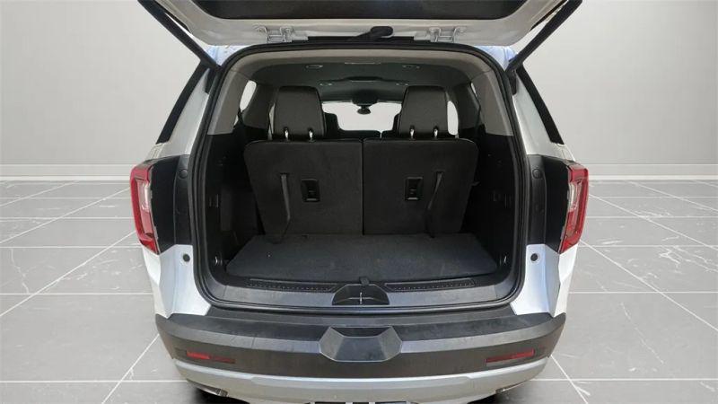 2023 GMC Acadia AWD SLT