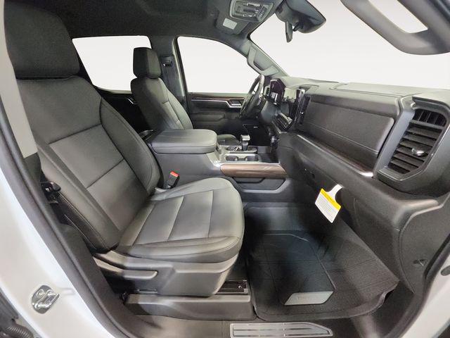 2026 Chevrolet Silverado 1500 4WD Crew Cab Standard Bed RST