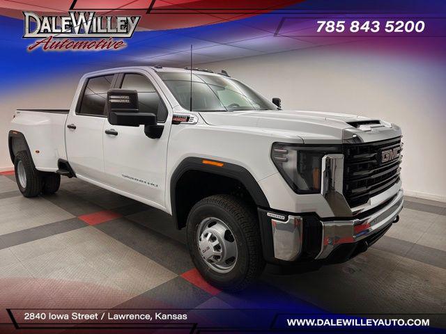 2026 GMC Sierra 3500HD Crew Cab, Long Bed, Pro Dual Rear Wheel, 4WD for sale in Lawrence, KS